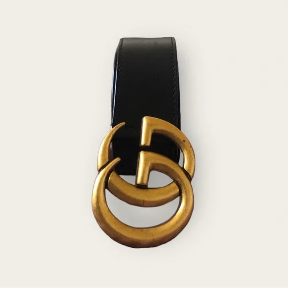 Gucci belt, like new, no fade, no scratch or tear elegant, fashion belt